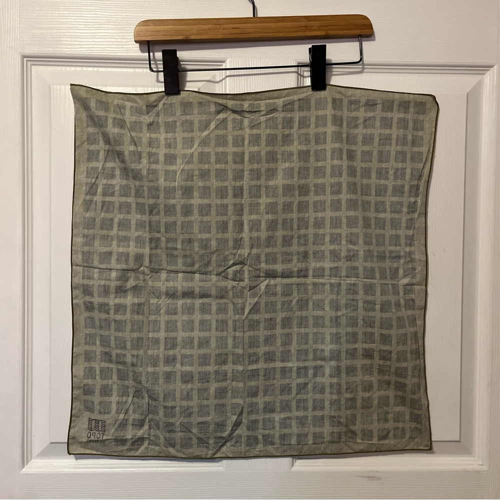 Topo Designs Bandana - Picture 3 of 4